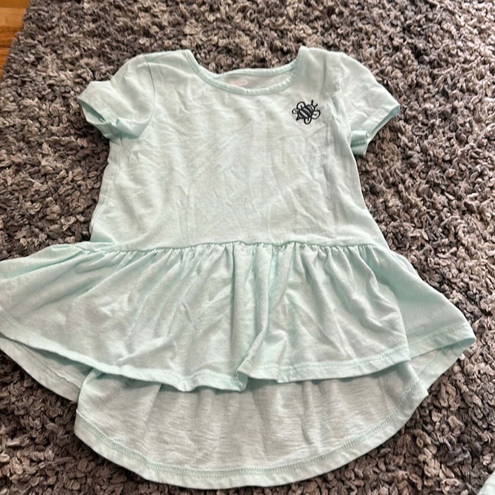 Old navy 4T high/low peplum tee